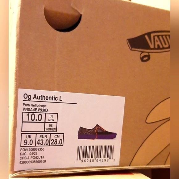 Vault by Vans X PAM Heliotrope OG Authentic *NWT* - Picture 11 of 13